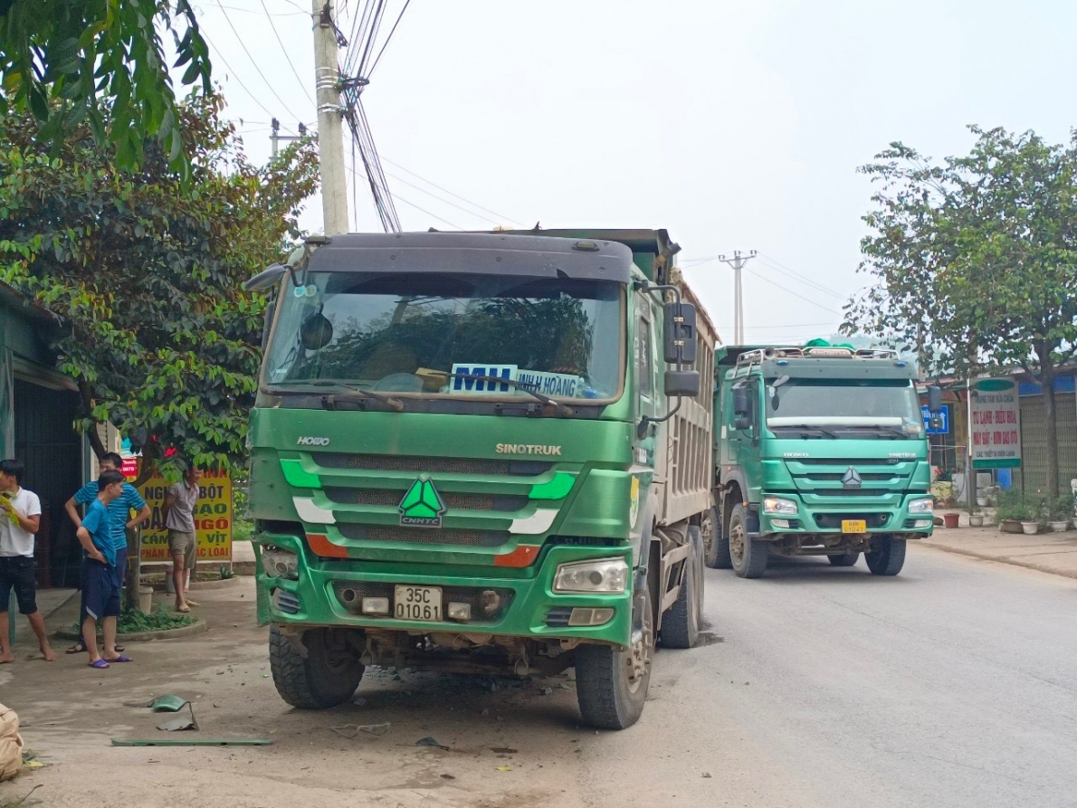 Huyện Thanh Thủy, tỉnh Phú Thọ: Xe vi phạm về tải trọng bùng phát trở lại.