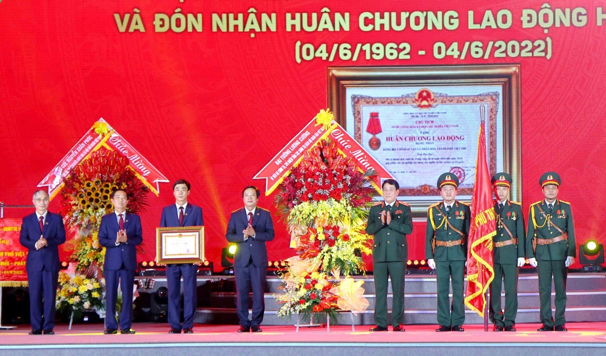 TP Việt Trì tỉnh Phú Thọ: Kỷ niệm 60 năm thành lập và đón nhận Huân chương Lao động hạng Nhất