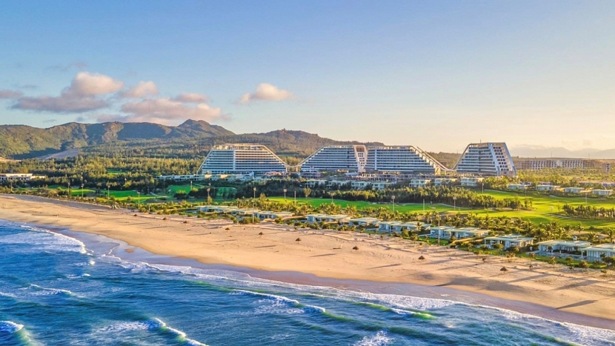 Ưu thế vị trí Homeliday Eo Gió trong quần thể tiện ích rộng 1300 ha