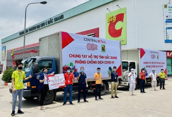 Tập đoàn Central Retail tiếp sức cho tuyến đầu chống dịch Covid - 19 tại Bắc Giang và Vĩnh Phúc