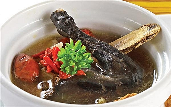 Các món ăn bài thuốc cổ truyền chữa bong gân cho người cao tuổi