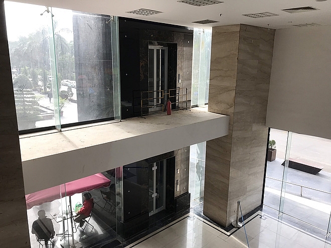 Công an vào cuộc điều tra vụ tai nạn nghiêm trọng tại chung cư Golden Land 275 Nguyễn Trãi