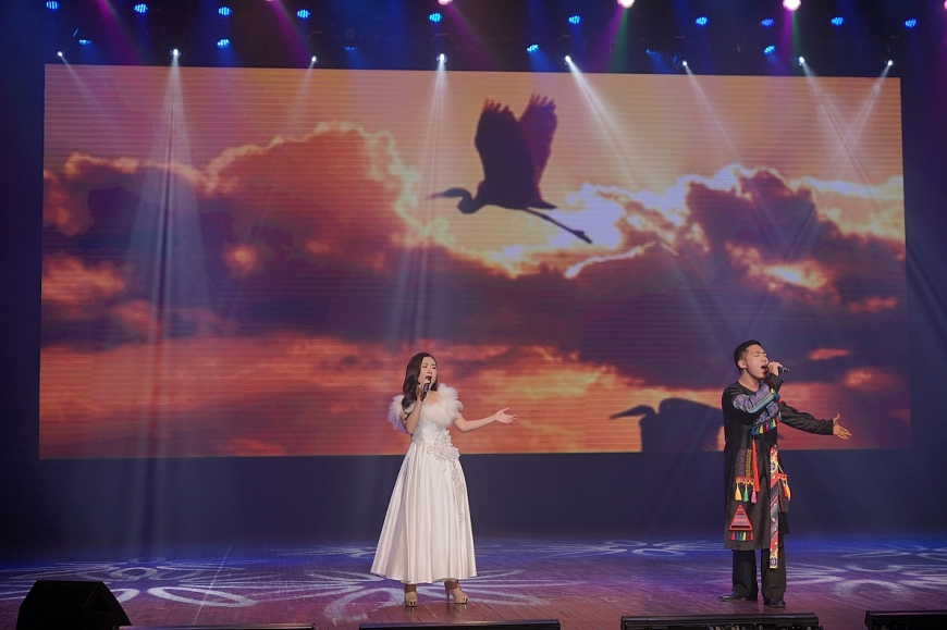 “Thanh âm Sao và Sao” - nơi nghệ sĩ cất tiếng hát từ trái tim