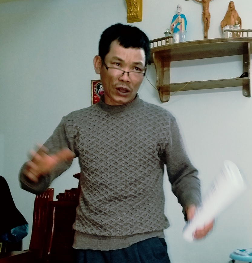 Ông Đặng Văn Hường nói:“Nếu không bảo vệ, chăm sóc… liệu rừng có xanh tốt đến ngày thu hồi  không? Vậy động cơ, mục đích gì nói chúng tôi bỏ hoang rừng để không bồi hoàn, hỗ trợ”?