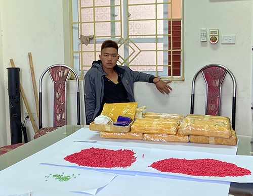 Trốn nã vẫn buôn bán trái phép chất ma tuý