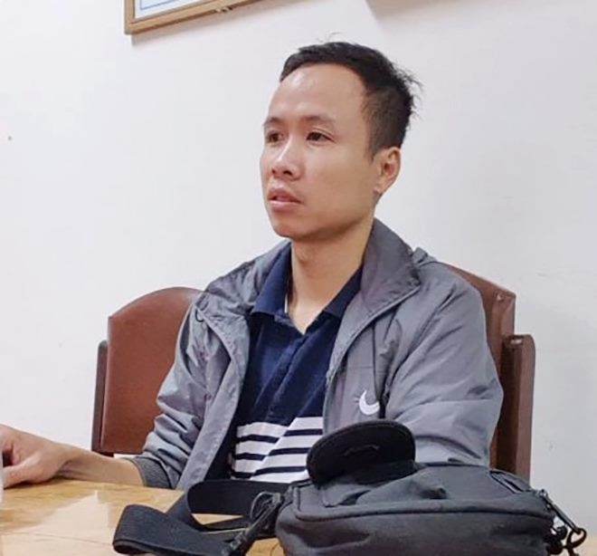 Đội lốt thầy 