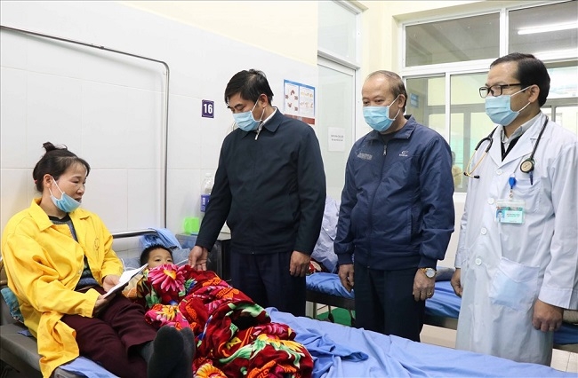 Bắc Ninh: Máy ép cọc đổ làm 4 cháu nhỏ thương vong