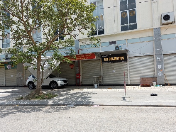 Hình ảnh vắng vẻ tại các tuyến đường sầm uất nhất thị xã Từ Sơn, tỉnh Bắc Ninh