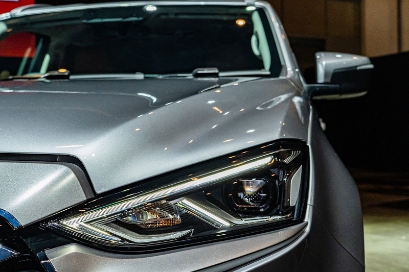 Isuzu mu-X thế hệ mới ra mắt