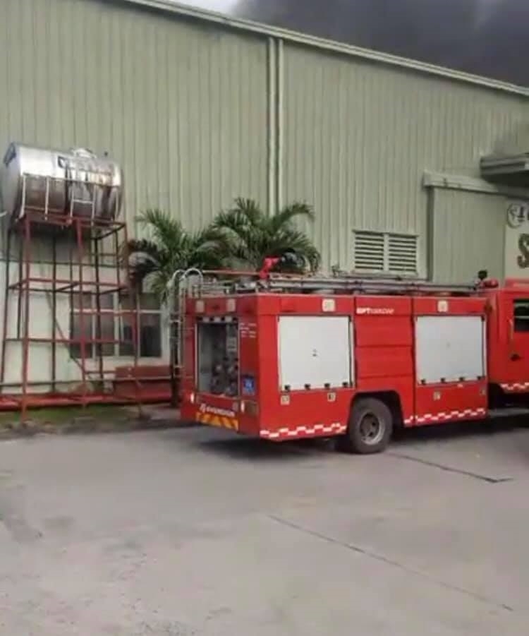 Bắc Ninh: Cháy kho rác phế liệu rộng hàng nghìn m2