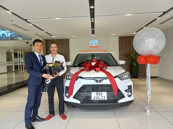 Khách đặt Toyota Raize phải chờ đến tháng 2/2022 Khách đặt Toyota Raize phải chờ đến tháng 2/2022