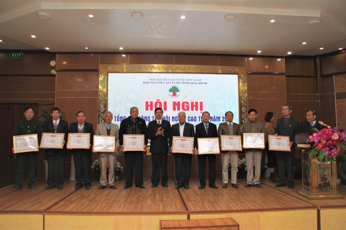 Phong trào “Tuổi cao - Gương sáng” phong phú, hiệu quả