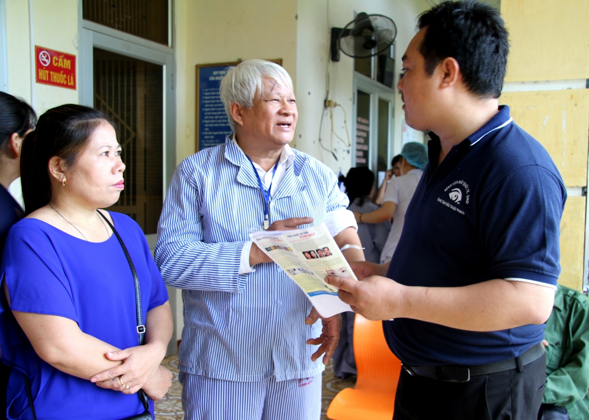 Người cao tuổi Na Hang phát huy vai trò “cây cao bóng cả”