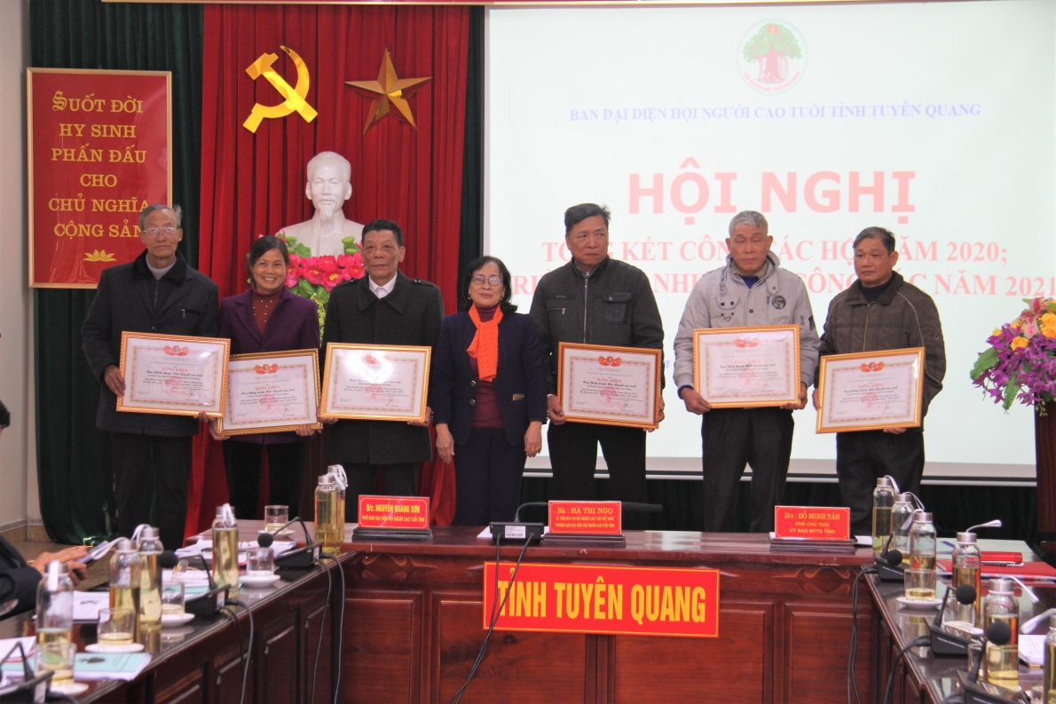 Người cao tuổi ngày càng được chăm lo tốt hơn