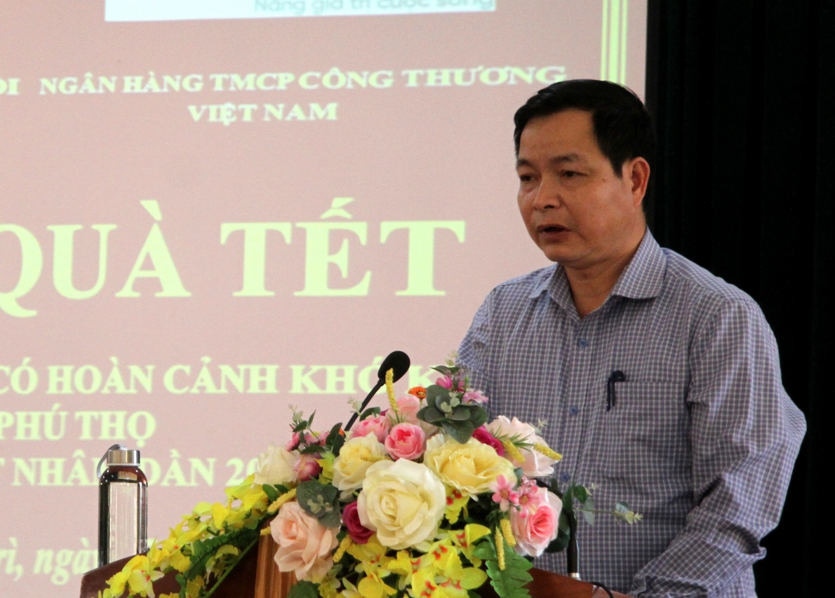 Đại diện lãnh đạo địa phương phát biểu