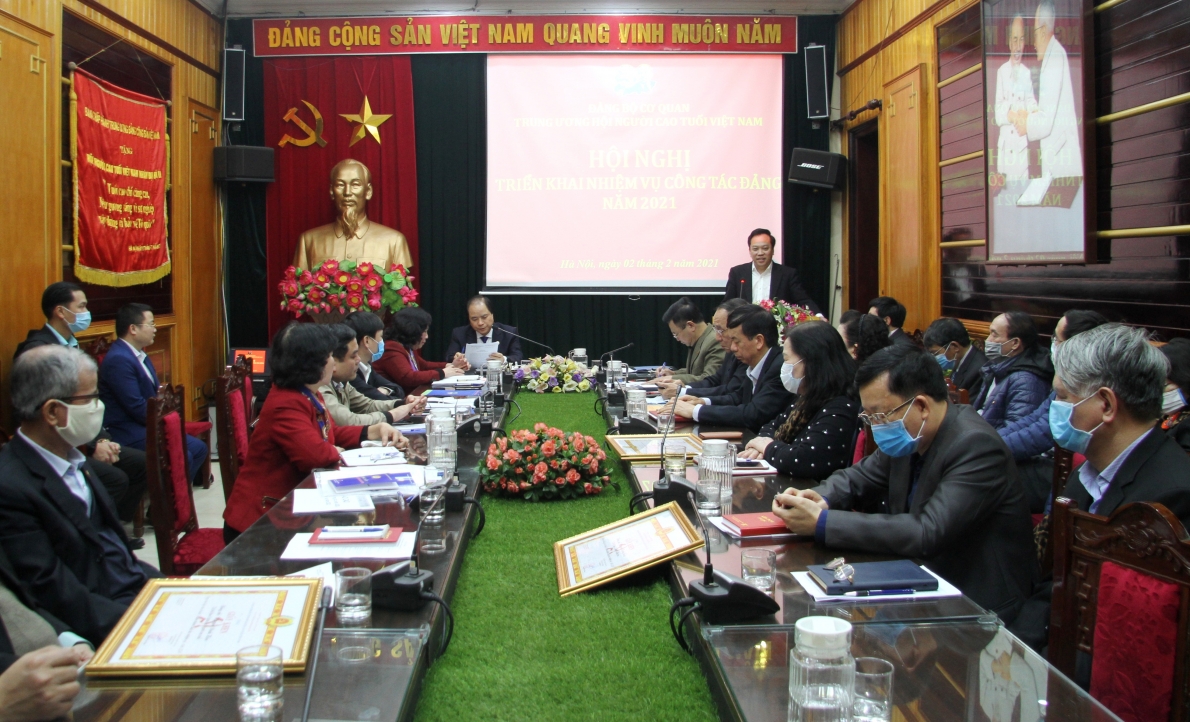 Tổng kết công tác năm 2020, triển khai nhiệm vụ năm 2021 Tổng kết công tác năm 2020, triển khai nhiệm vụ năm 2021