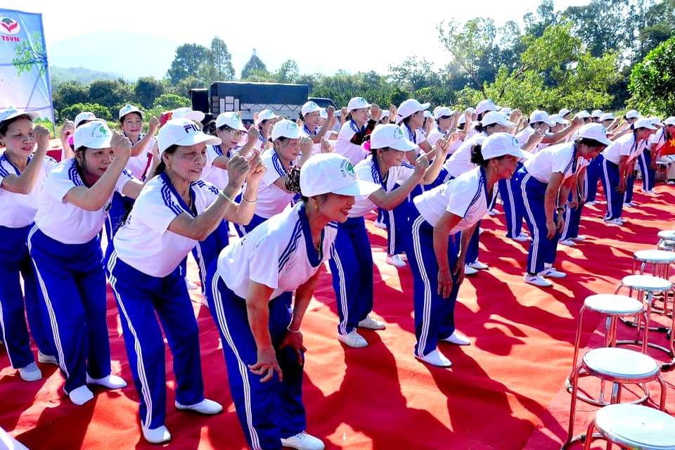 “Bí kíp” tránh thừa cân ở người cao tuổi