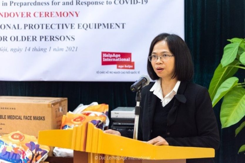 UNFPA tài trợ đồ dùng bảo hộ phòng, chống dịch Covid-19 cho NCT