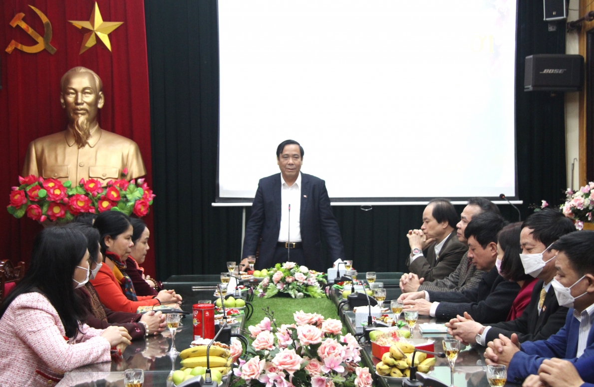 Chủ tịch Nguyễn Thanh Bình chúc Tết cán bộ, nhân viên Cơ quan Trung ương Hội