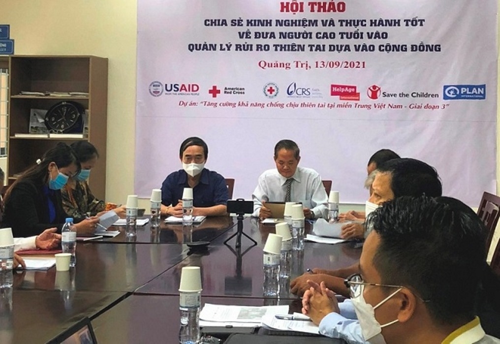 Hội thảo đưa NCT vào phòng chống rủi ro thiên tai dựa vào cộng đồng tại đầu cầu tỉnh Quảng Trị