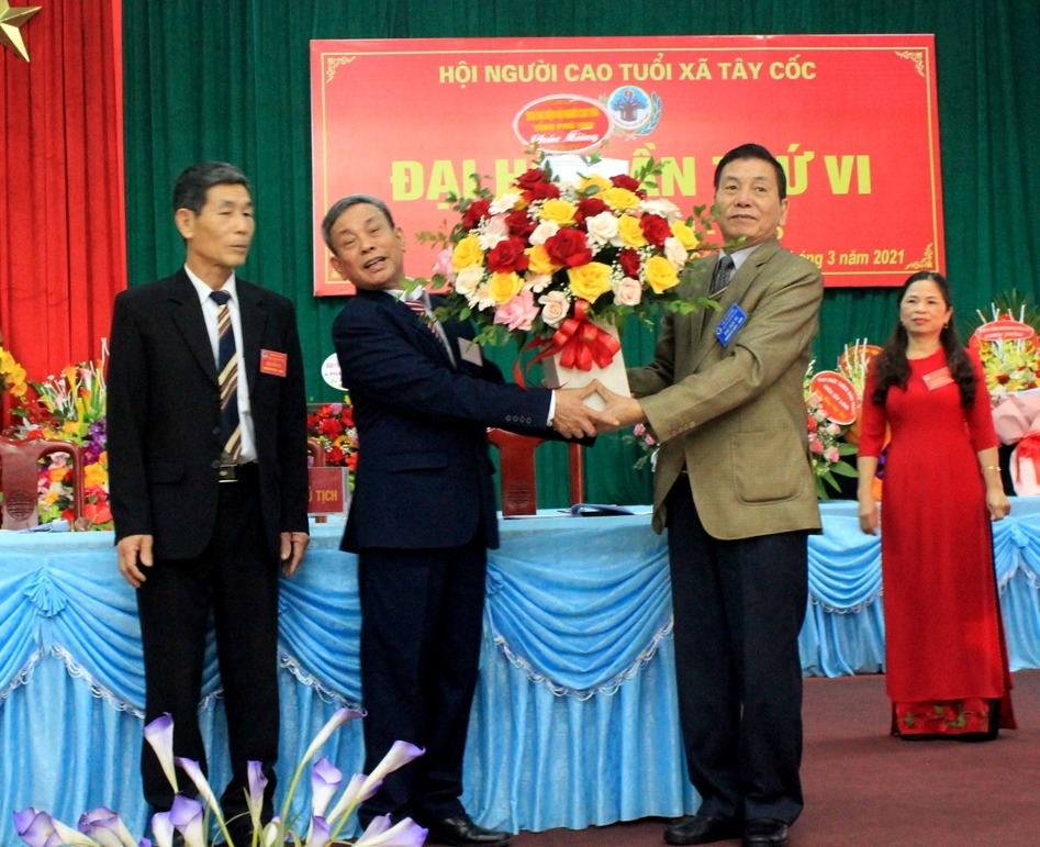 Chỉ đạo tổ chức Đại hội điểm cấp cơ sở