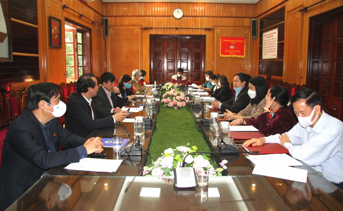 Các đại biểu tham dự buổi lễ