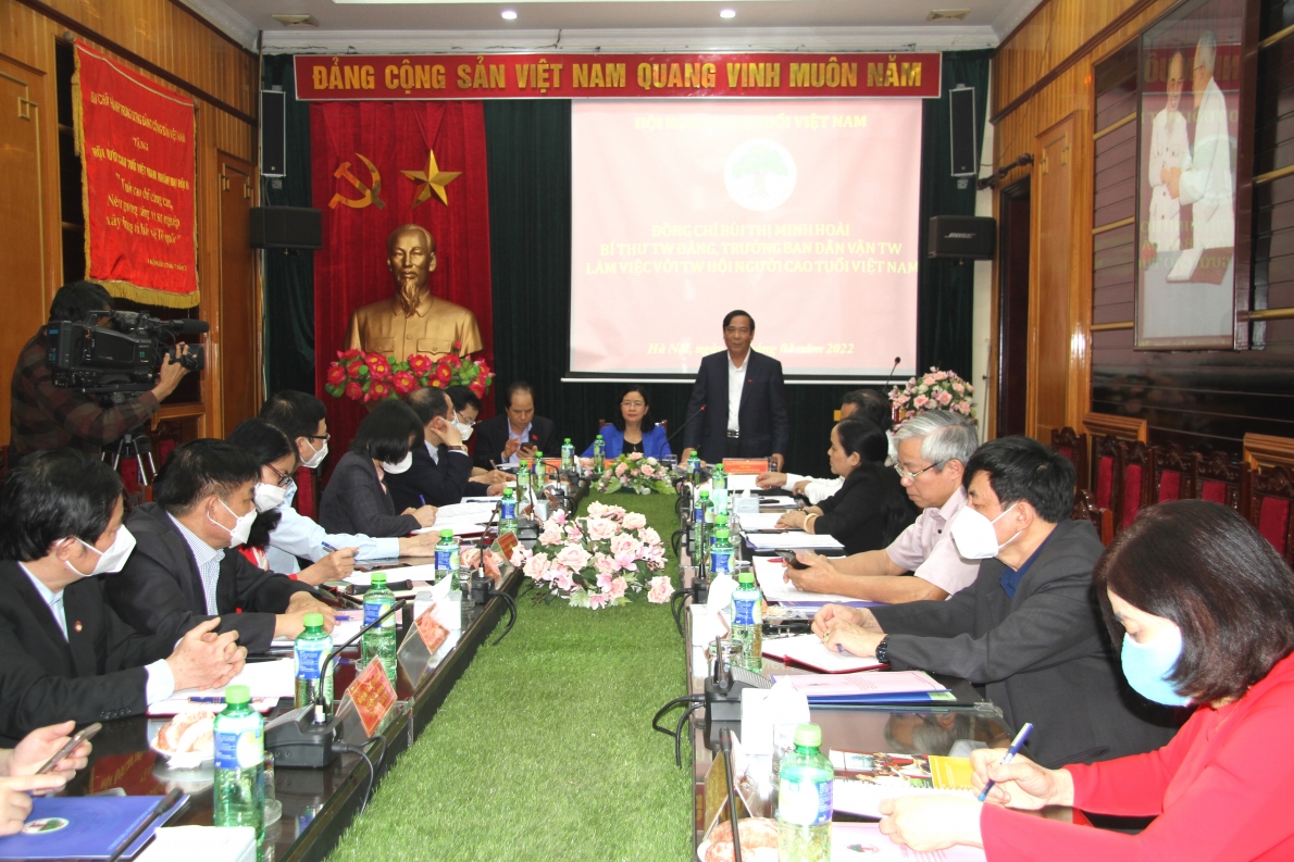 1 Chủ tịch Nguyễn Thanh Bình phát biểu tại buổi làm việc