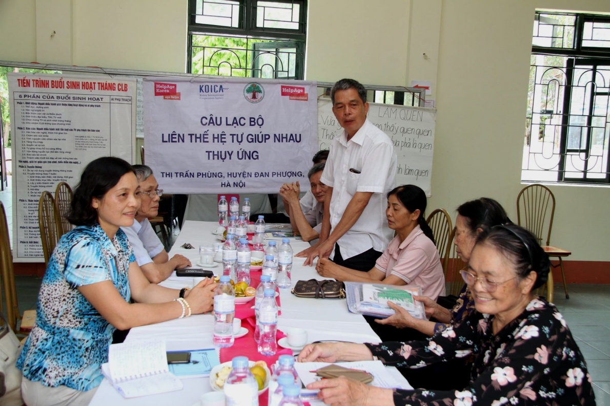 Ban Chủ nhiệm CLB LTHTGN hội ý triển khai nhiệm vụ