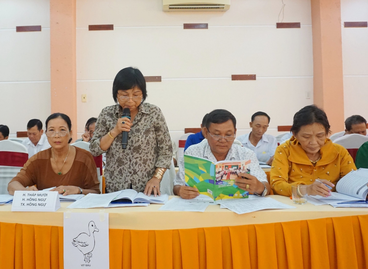 Khắp nơi chăm sóc, phát huy vai trò người cao tuổi