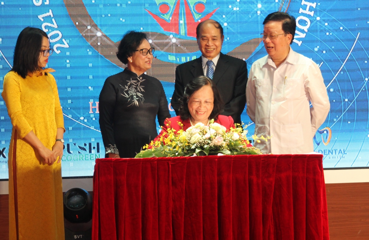 Chung tay vì một cộng đồng khỏe mạnh hơn