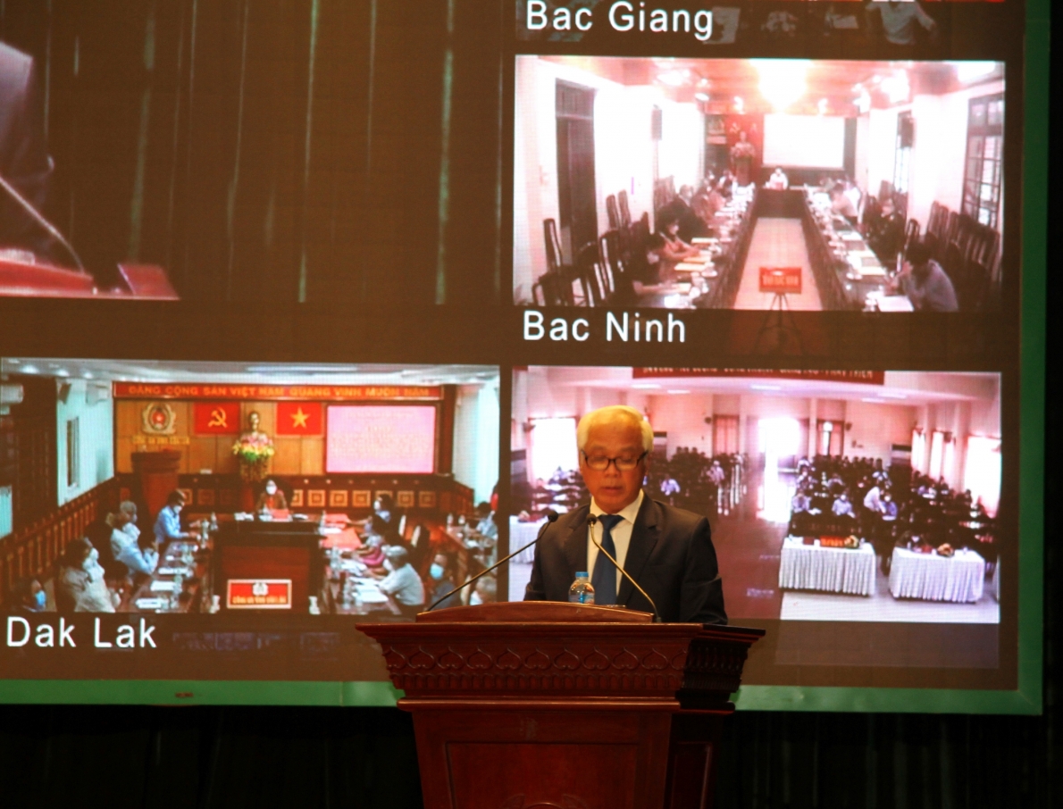 Đại biểu TP Hà Nội phát biểu