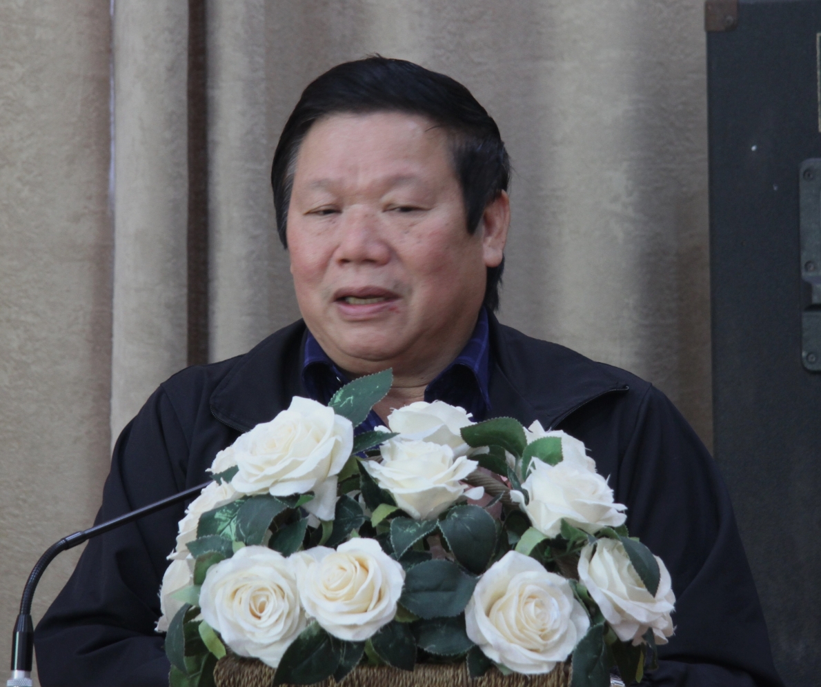 Nhanh chóng đưa Nghị quyết Đại hội VI vào cuộc sống, thực hiện tốt các chỉ tiêu nhiệm vụ đề ra