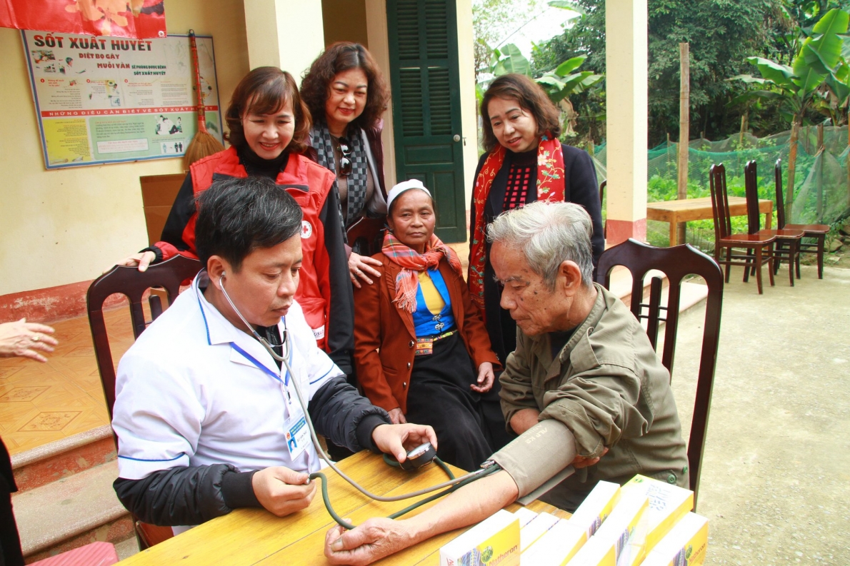 Nâng cao hiệu quả công tác chăm sóc người cao tuổi