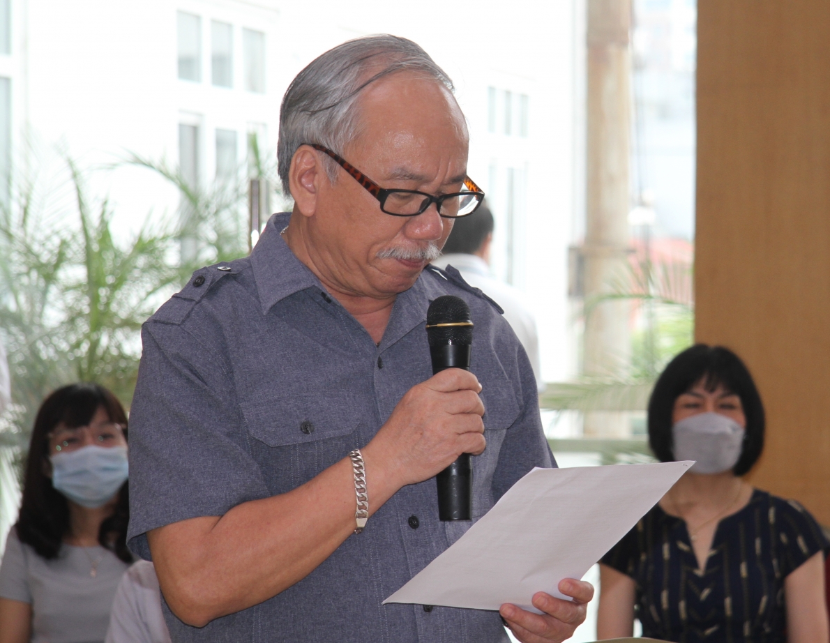 Cử tri cao tuổi phát biểu