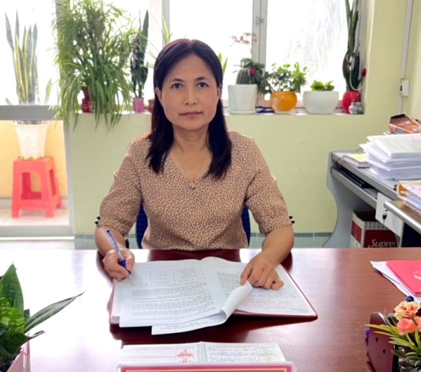 Bà Hoàng Thị Vân Anh