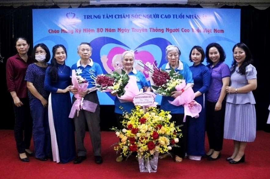 Ở nơi yêu thương đong đầy