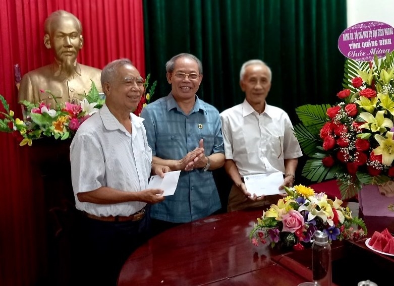 Cả nước chung tay chăm sóc, phát huy vai trò NCT