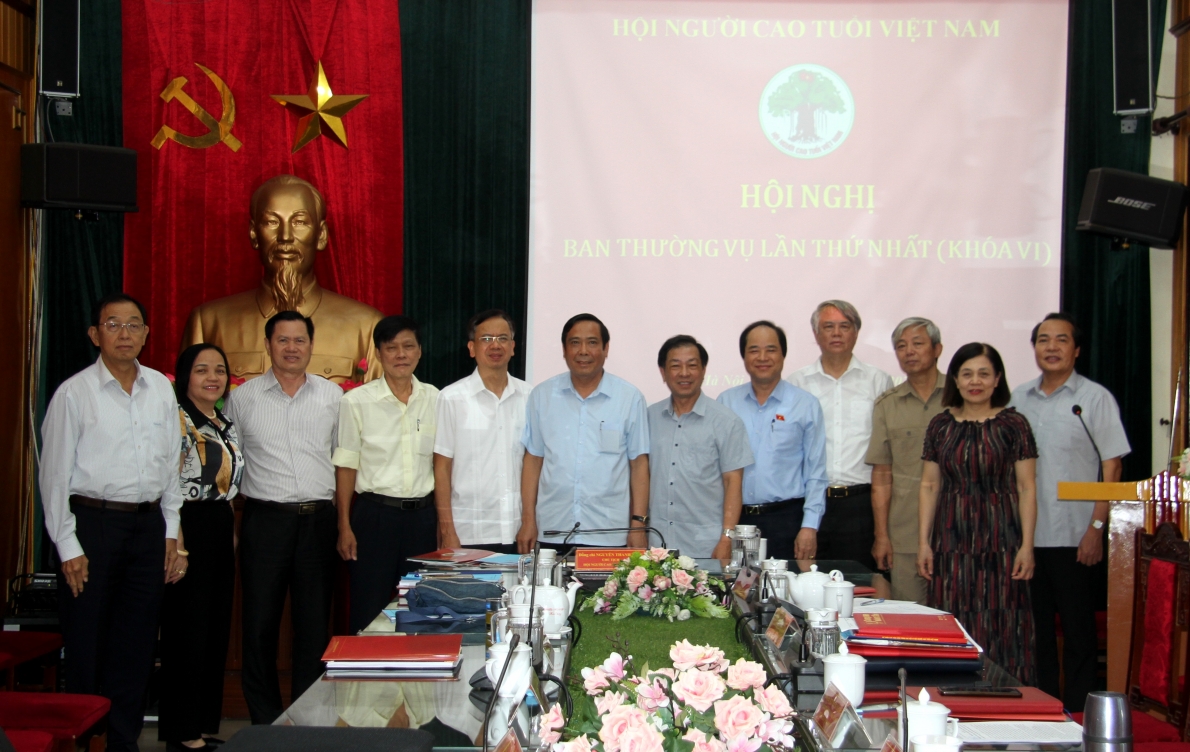 Các đại biểu tham dự Hội nghị