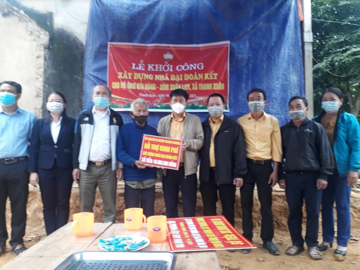 Lễ khởi công xây nhà Đại đoàn kết cho NCT nghèo ở xã Thanh Xuân, huyện Thanh Chương, tỉnh Nghệ An