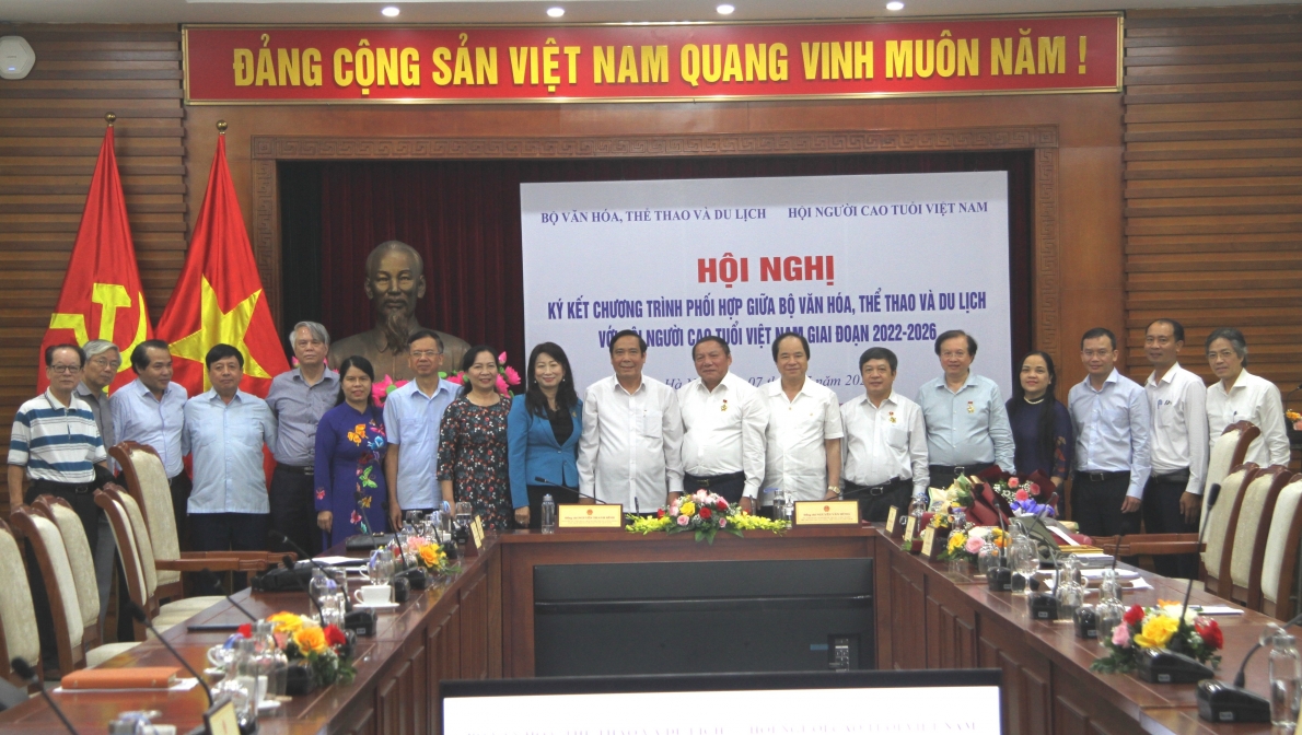 Thực hiện hiệu quả Nghị quyết của Đảng về bảo vệ, chăm sóc và phát huy vai trò NCT trong văn hóa, xã hội và thể dục thể thao