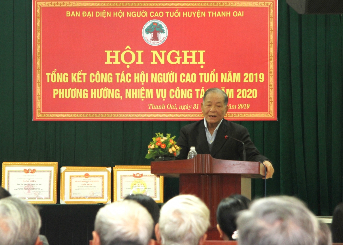 1828 ong phym vyn ngyc phat biyu tyi hyi nghy huyyn thanh oai