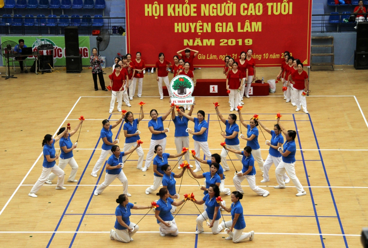 2126 bai thy dyc vyi cyu cya nct thy tryn trau quy