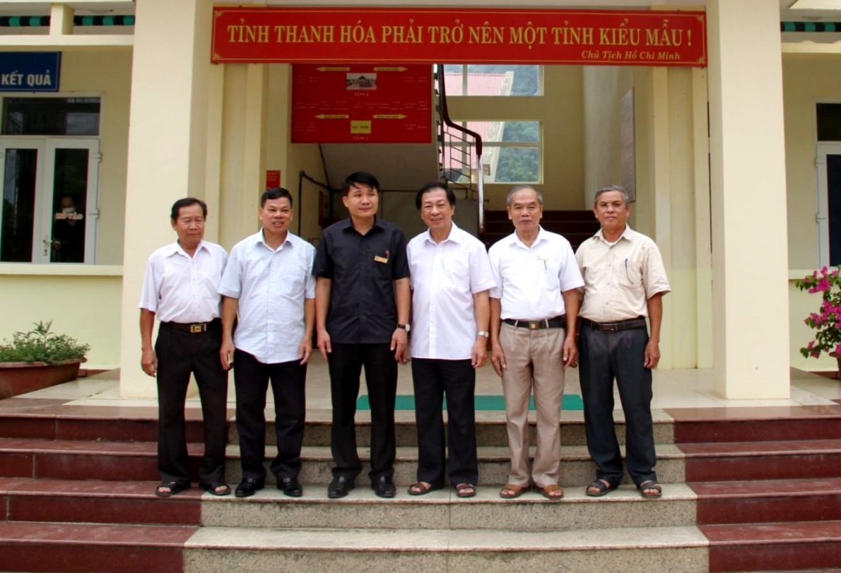 Hội NCT cơ sở huyện Lang Chánh thường xuyên tranh thủ ý kiến chỉ đạo và sự ủng hộ của lãnh đạo cấp ủy chính quyền địa phương và Hội cấp trên