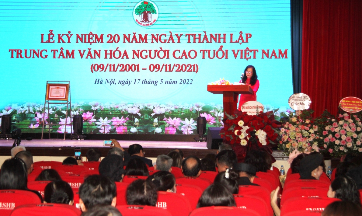 Quang cảnh buổi lễ Kỉ niệm 20 năm Trung tâm Văn hóa NCT Việt Nam