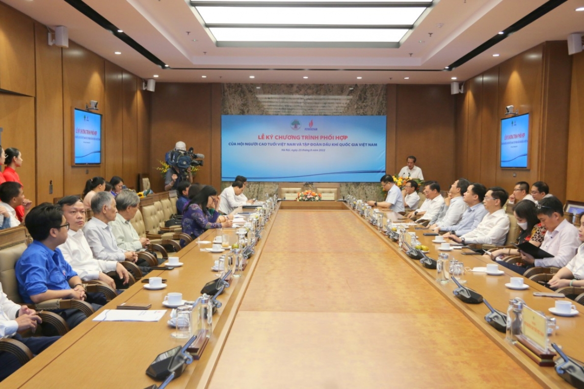 Hợp tác với Hội NCT Việt Nam là nghĩa vụ, trách nhiệm của Tập đoàn Dầu khí Quốc gia Việt Nam