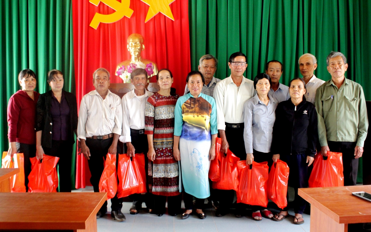 0754 tyng qua nct co hoan cynh kho khyn huyyn buon yon tynh yyk lyk