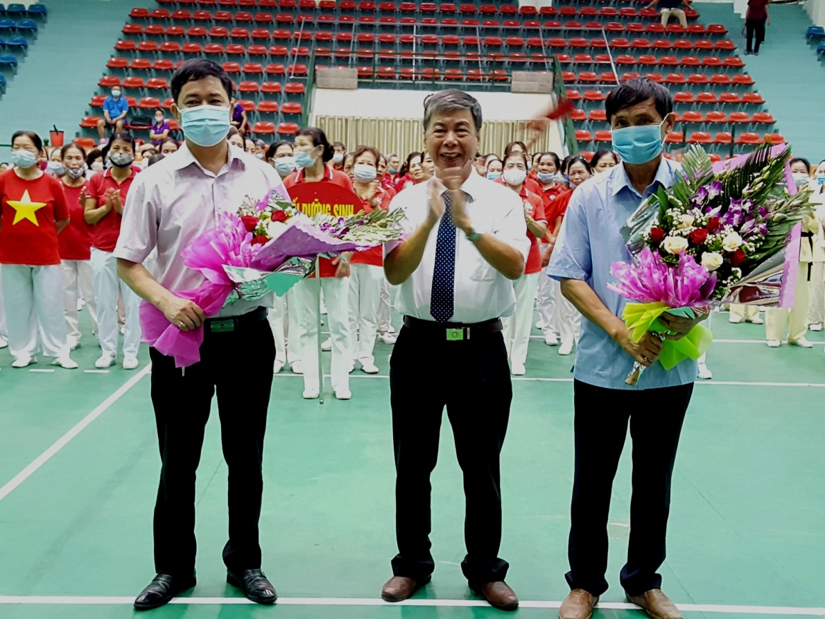 3727 lanh yyo hyi nct tynh tyng hoa vinh danh cac doanh nghiyp nha hyo tam