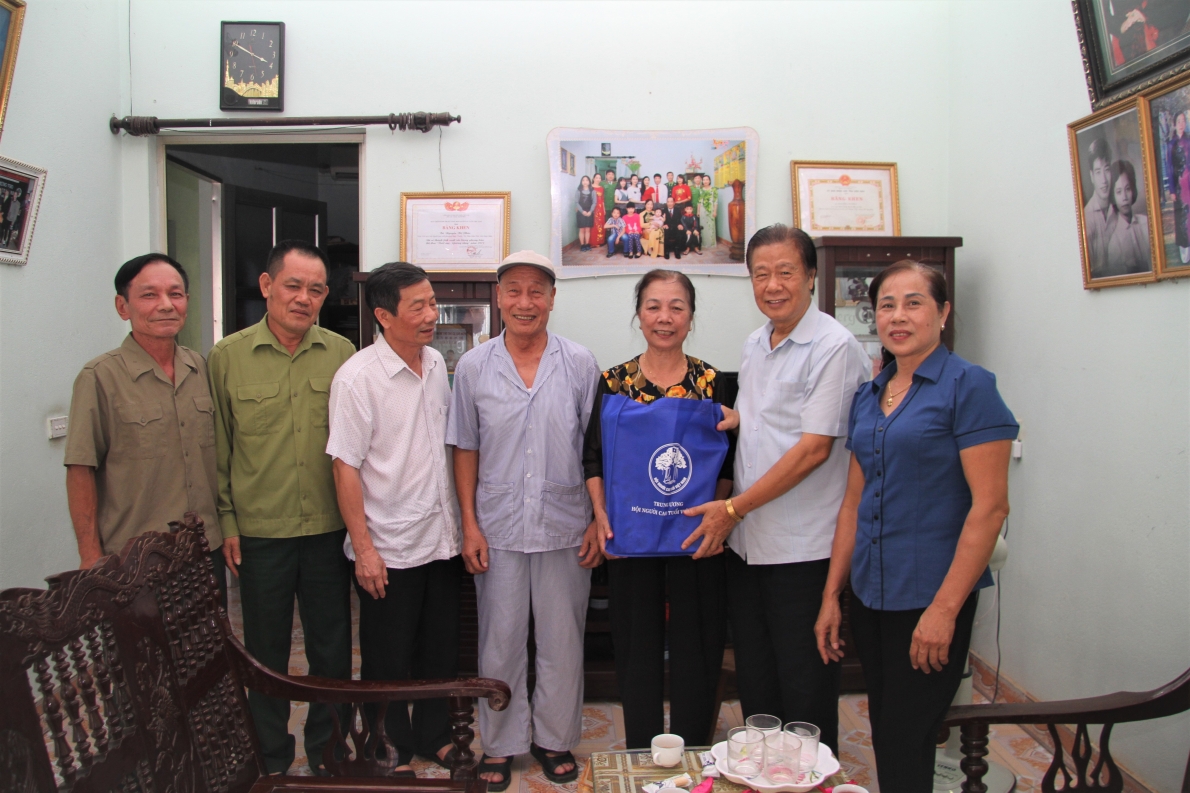 3001 pho chy tych thyyng tryc yam hyu yyc tyng qua ba nguyyn thy phuc