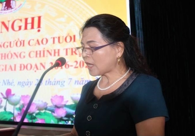 1834 ba bui thy hyyng pho tryyng byd hyi nct tynh phat biyu chy yyo hyi nghy