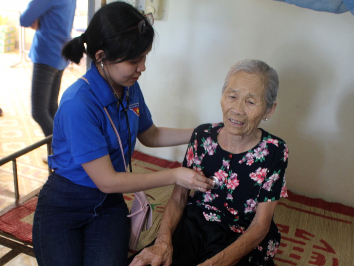 Người cao tuổi chung tay phòng chống thiên tai